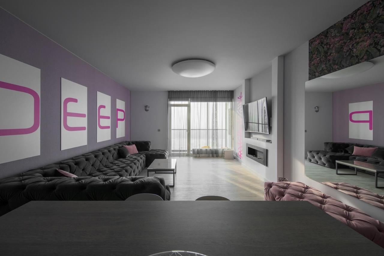 Appartamento Sky Deep Jacuzzi 30 Floor Klaipėda Esterno foto